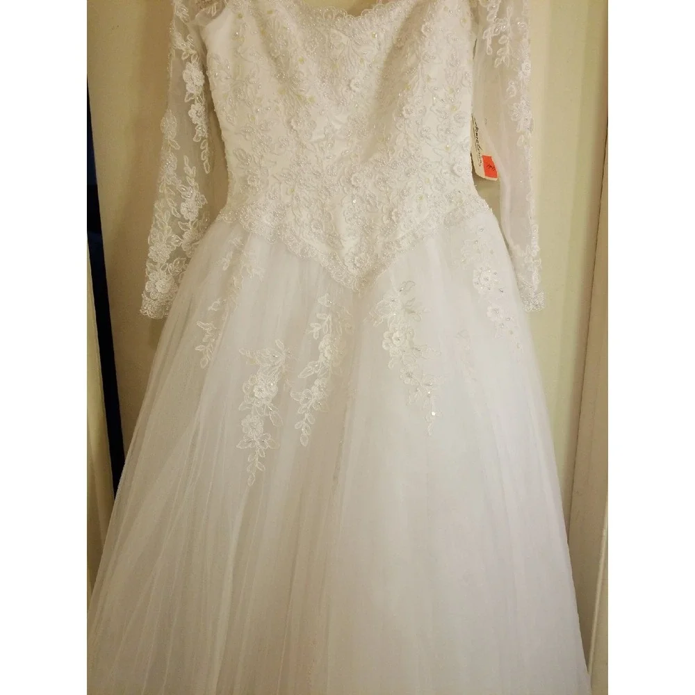 Dress - Picture 4 of 12